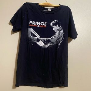 ORIGINAL  CONCERT 💯 Prince Welcome to Canada T shirt in a size small